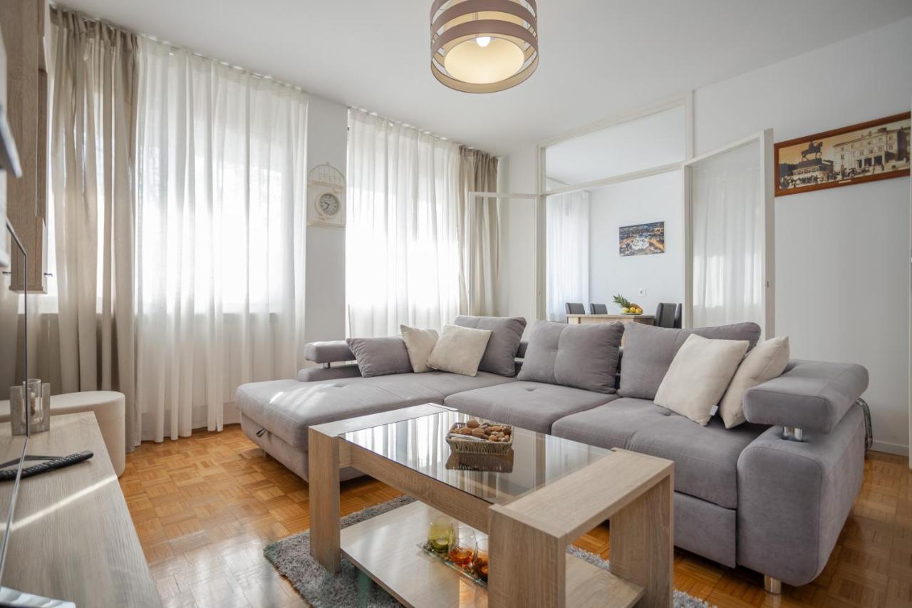 Apartment Sara Белград Екстериор снимка