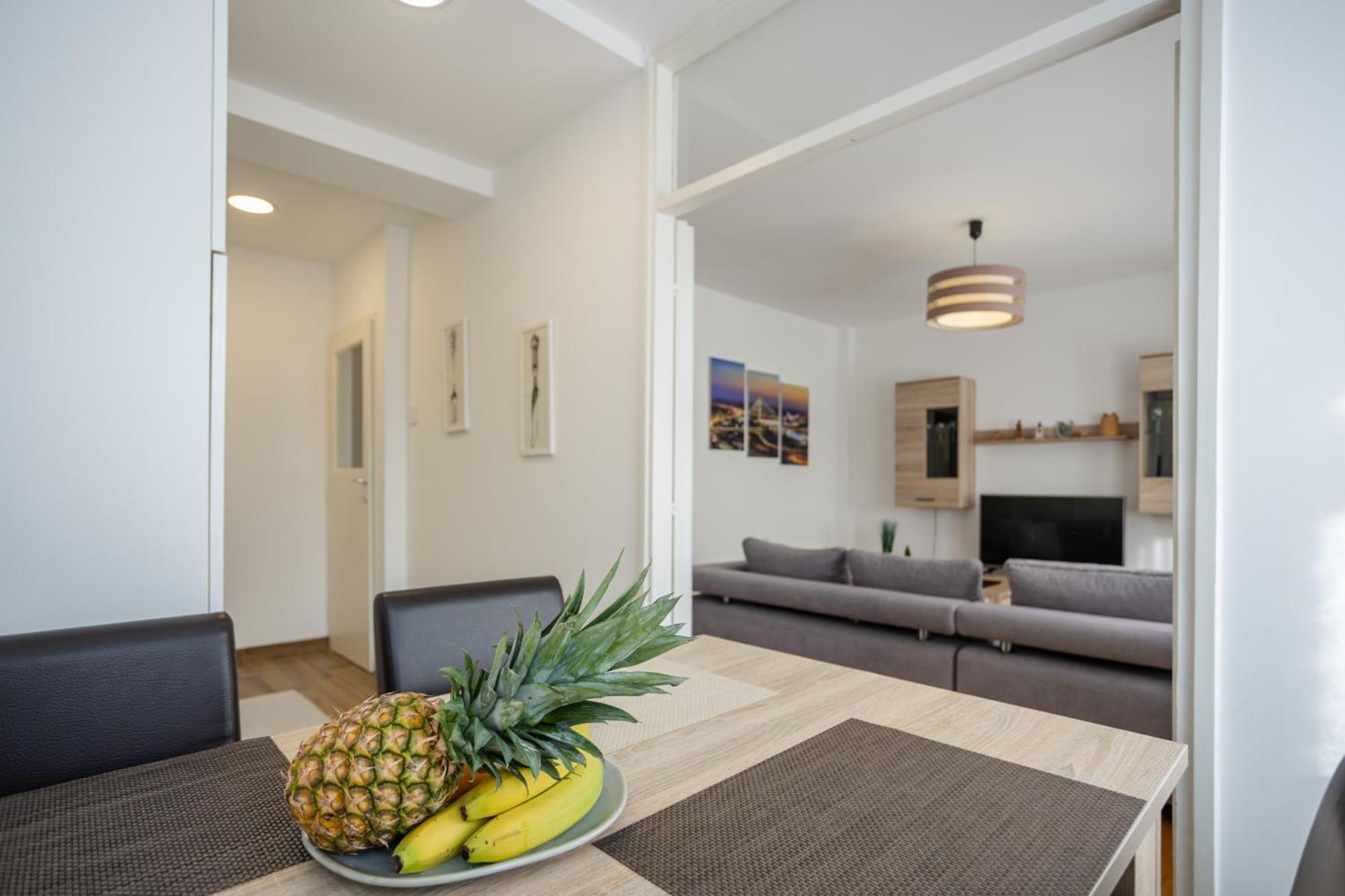 Apartment Sara Белград Екстериор снимка